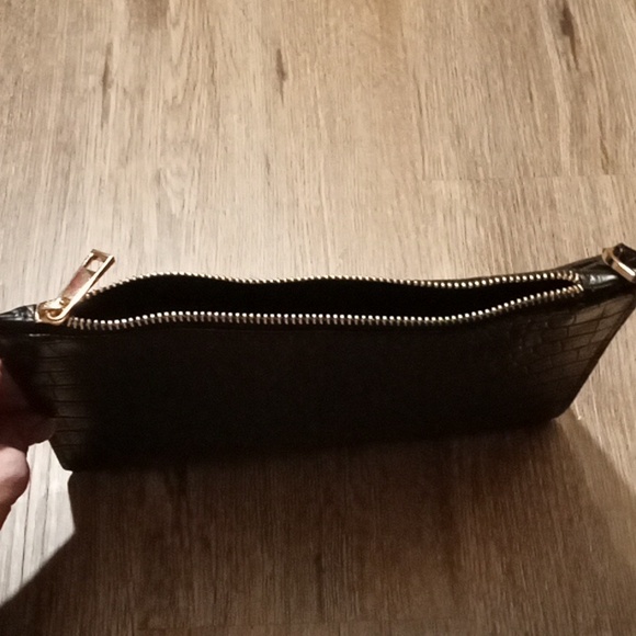 Black snake skin wrist bag - Picture 6 of 10